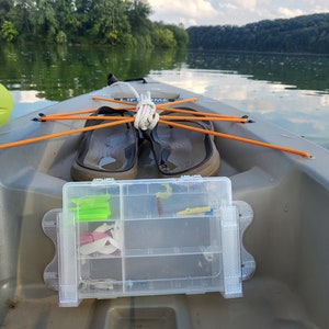 Fisherman&#39;s Bait Box Holder 4.125&quot; H (1x) - Boat, Kayak Mounted Tackle Box Caddy (hooks, lures, sinker, jigs, tools, soldering, hardware)