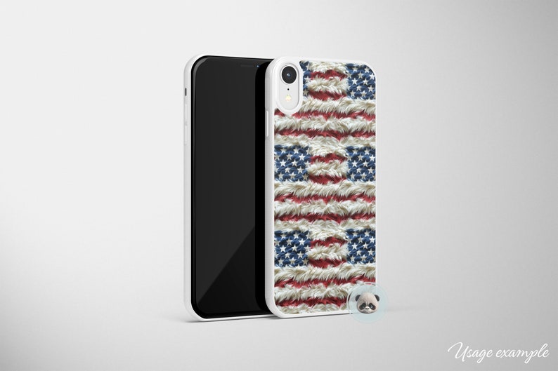 以下が含まれることがあります： 赤、白、青のアメリカ国旗のデザインが施された白い携帯電話ケース。旗はふわふわの素材でできています。