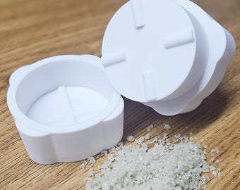 Celtic Sea Salt Grinder | damp salt | handy size | 1-2 teaspoons