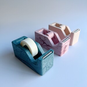 STICKY TAPE DISPENSER image 2