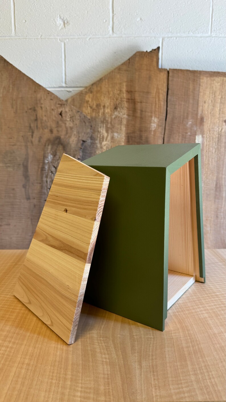 Modern Birdhouse, Easy Clean Birdhouse, Cedar Birdhouse, Pine Birdhouse