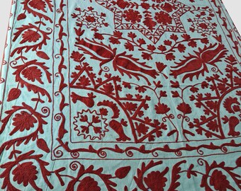 Handgemaakte Indiase Suzani-sprei: geborduurd katoenen plaid, tweeling/koningin