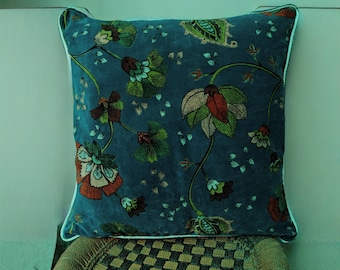 Handgeweven fluwelen ikat-kussenhoes: boho-kussen met bloemenprint