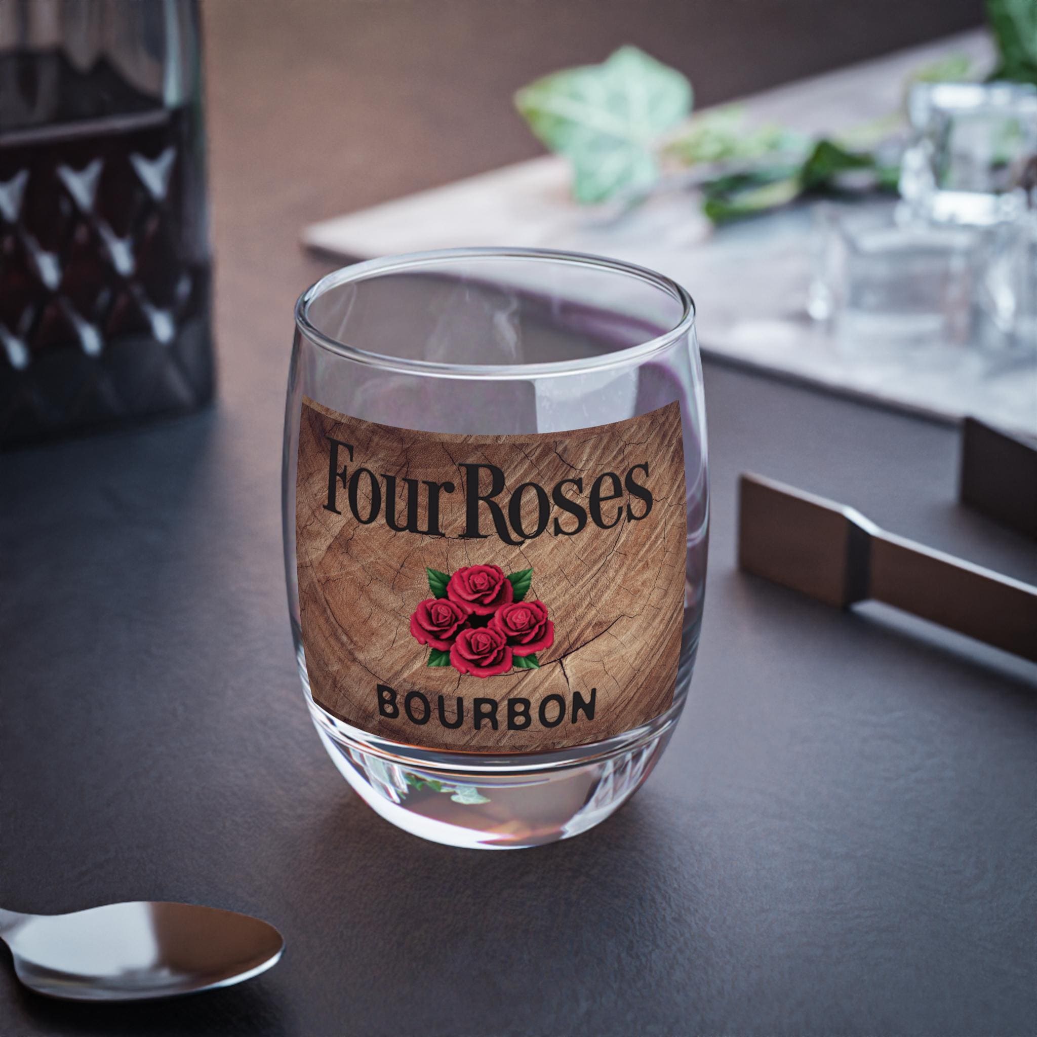 Four Roses バーボンウイスキーとグラスセット 【公式通販】