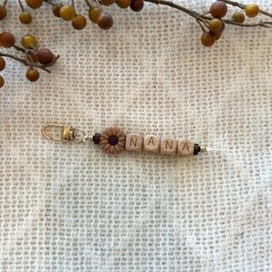 Nana Keychain, Gift for Grandparent, Baby Shower Gift, Gift for Nana, Mother’s Day, Keychain for Grandma, Mother&#39;s Day Gift