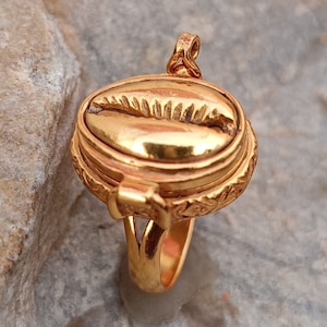 Handmade Cowrie Shell Poison Ring, Brass Locket Ring