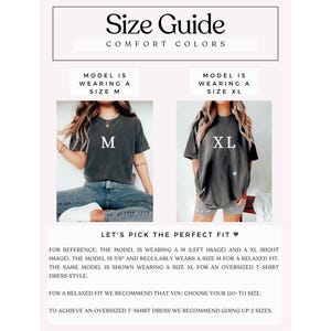 K&ouml;nnte beinhalten: Gr&ouml;&szlig;entabelle f&uuml;r ein T-Shirt-Kleid. Das Model tr&auml;gt Gr&ouml;&szlig;e M und Gr&ouml;&szlig;e XL. Der Text lautet "Lass uns die perfekte Passform finden." und "Zur Orientierung: Das Model tr&auml;gt Gr&ouml;&szlig;e M (linkes Bild) und Gr&ouml;&szlig;e XL (rechtes Bild). Das Model ist 1,68 m gro&szlig; und tr&auml;gt normalerweise Gr&ouml;&szlig;e M f&uuml;r eine lockere Passform. Das gleiche Model tr&auml;gt Gr&ouml;&szlig;e XL f&uuml;r einen Oversize-T-Shirt-Kleid-Stil. F&uuml;r eine lockere Passform empfehlen wir, dass Sie Ihre &uuml;bliche Gr&ouml;&szlig;e w&auml;hlen. Um ein Oversize-T-Shirt-Kleid zu erhalten, empfehlen wir, zwei Gr&ouml;&szlig;en gr&ouml;&szlig;er zu w&auml;hlen."