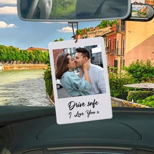 カスタムフォト芳香剤、パーソナライズされた写真テキスト車用オーナメント吊り下げ、結婚式の花嫁介添人ギフト、両面車用芳香剤、カップルギフト