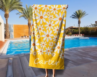Toalla de playa personalizada con nombre de margarita, toalla de piscina para despedida de soltera, toalla con nombre de niña, toalla de playa con flores de margarita, regalo de cumpleaños para vacaciones al aire libre