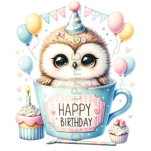 Pode incluir: Uma coruja de desenho animado fofa usando um chap&eacute;u de festa est&aacute; sentada em uma x&iacute;cara de ch&aacute; azul com um design listrado rosa e branco. A x&iacute;cara de ch&aacute; tem uma faixa rosa que diz "Feliz anivers&aacute;rio". H&aacute; cupcakes e bal&otilde;es no fundo.