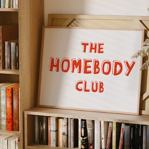 The Homebody Club Print Hand gezeichnete Typografie Kunst minimalistisches Poster trendiges Dekor ästhetische Wandkunst horizontale digitale Sofort Download