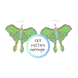 Puede incluir: Un patrón PDF para pendientes de cuentas con forma de polillas luna verdes. El patrón incluye instrucciones para crear los pendientes.