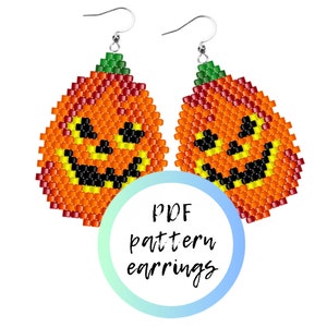 Könnte beinhalten: PDF-Muster für Perlen-Kürbis-Ohrringe. Die Ohrringe sind orange, schwarz und grün. Das Muster ist zum Herstellen der Ohrringe.
