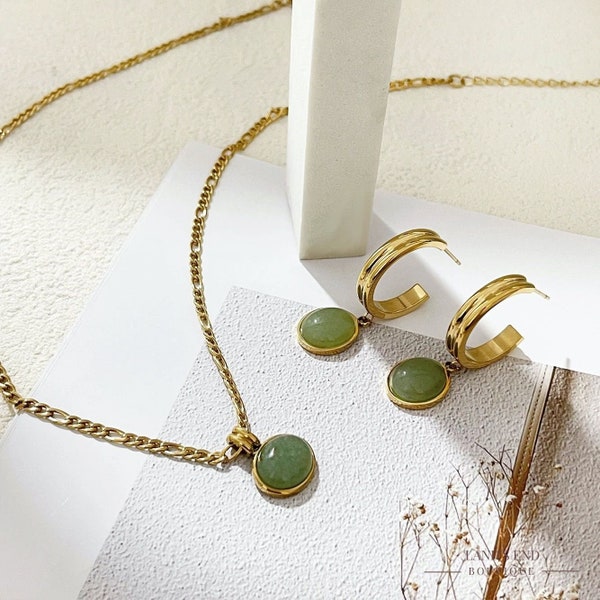 Gold and Green Jade Stone Slice Necklace