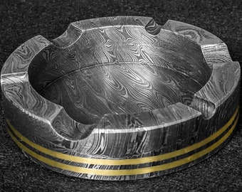 Prime Handmade Damascus Steel Ashtray – Decorative Metal Rest & Collector Gift - 4 inch Diameter