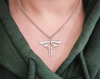 Fireflies Pendant Necklace | inspired by The Last of Us | TLOU Chrome Electroplated Firefly Jewellery | Firefly Pendant & Chain in Gift Box
