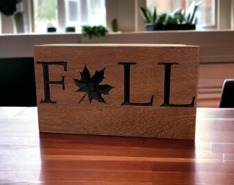 Oak Wood Leaf Accent ‘Fall’ Sign