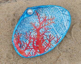 Coral Design Clam Shell Trinket Dish ~ Handpainted, Decoupaged, Ring Shell Dish ~ Upcycled, Jersey Coast Beach Find ~ Gift Idea, Handmade