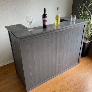 Home bar U shape painted