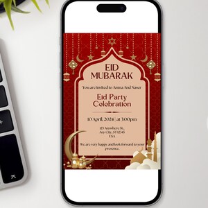 Puede incluir: Una invitaci&oacute;n de Eid Mubarak roja y dorada con una luna creciente, estrellas y linternas. La invitaci&oacute;n incluye el texto "Eid Mubarak", "Est&aacute;s invitado a Amna And Naser", "Celebraci&oacute;n de la fiesta del Eid", "10 de abril de 2024 | a las 3:00 pm", "123 Anywhere St., Any City, ST 12345 USA", y "Estamos muy contentos de recibirte."
