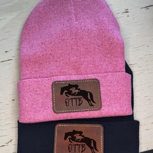 Gorro OTTB con parche de cuero
