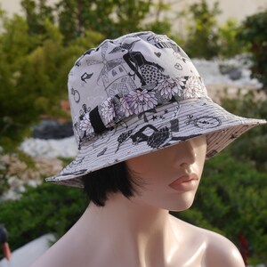 Chapeau bob, chapeau femme, chapeau cloche, chapeau été, Chapeau capeline très chic fond gris clair et des dessins noir et blanc RITA 2 image 6