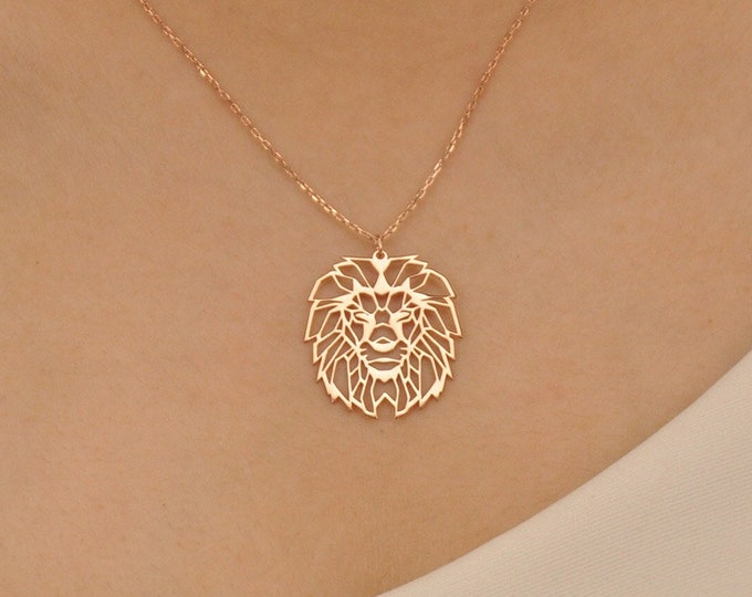 Lion Necklace, Gold Leon Pendant, Animal Jewelry, Lion Lover Gift, Leo Zodiac Necklace, Astrology Necklace, Lioness Pendant, Gift For Leo