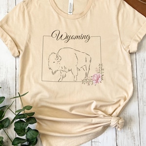 Wyoming Tshirt, Wyoming Buffalo Tee, State shirt, Mountain Tshirt, Wyoming Gift, Buffalo Tee, Nature Lover Tshirt,  Wyoming State Shirt,