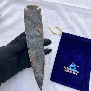Hand Made Crafted Agate Flint Arrowhead: 9-Inch Sharp Point