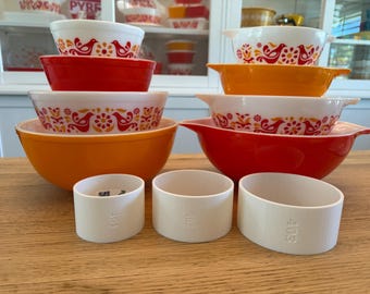 Display stands/risers for Pyrex Bowls