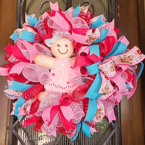 Christmas Gingerbread Girl Wreath, Gingerbread Wreath, Christmas Wreath, Holiday Interior Decor, Pink Christmas Wreath. Whimsical Wreath.