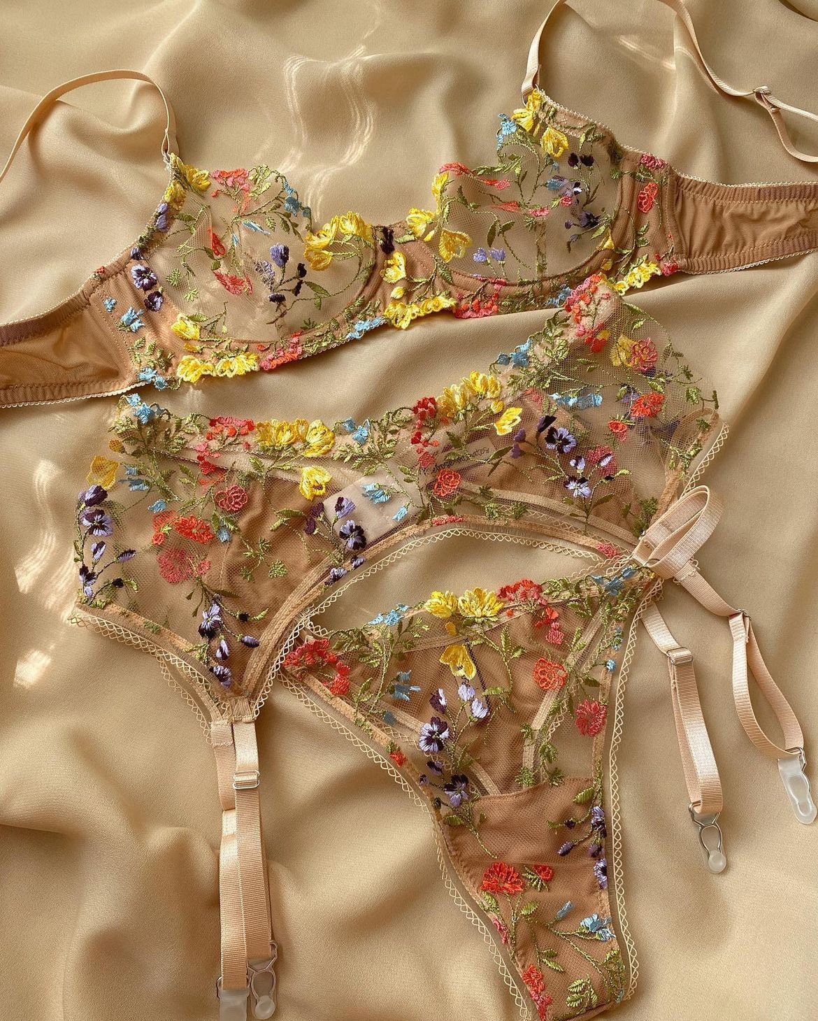 Flower lingerie best sale