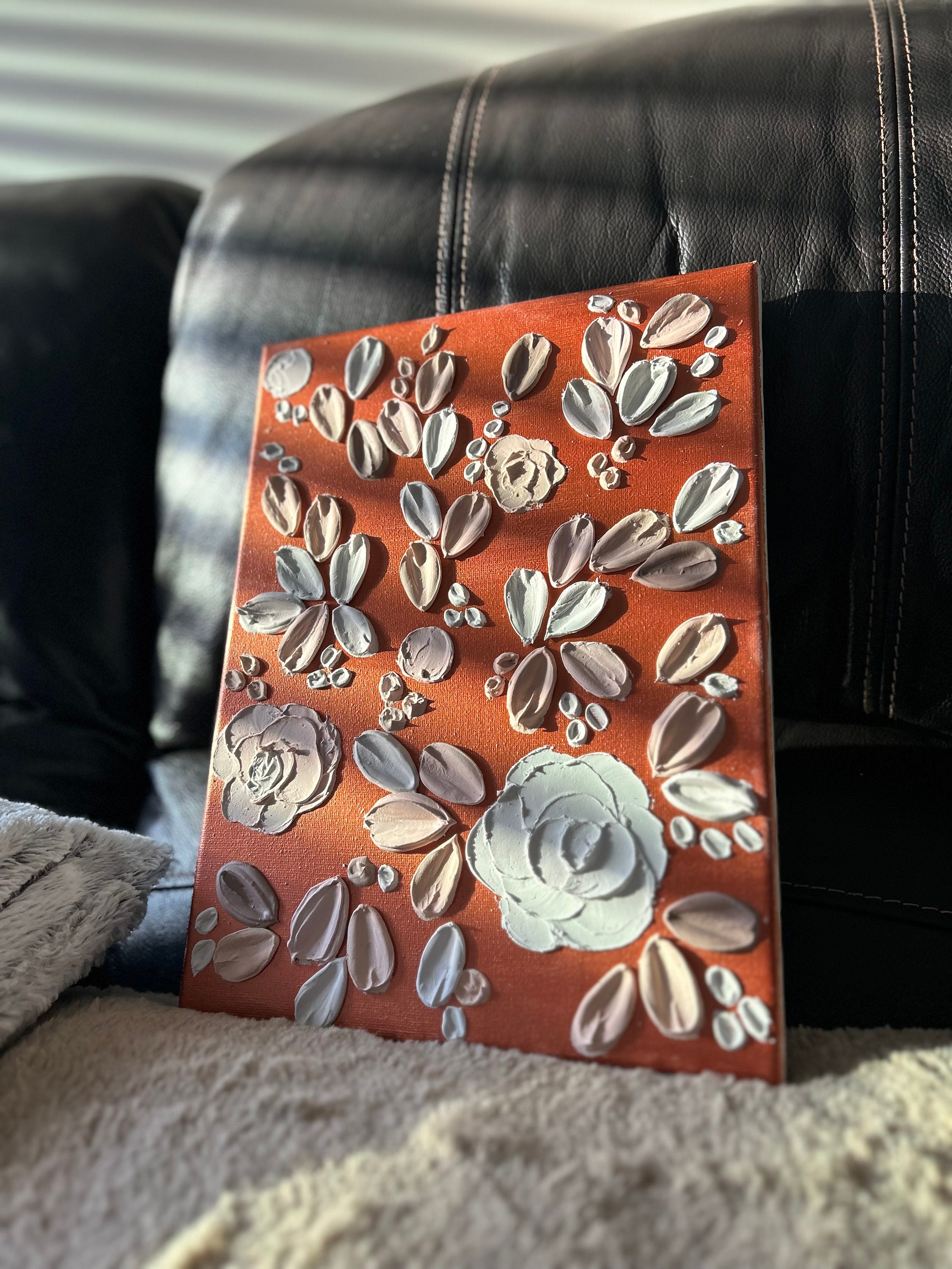 View of Textured Floral Wall Art Handcrafted Living Room Minimalistic Wall Art ...