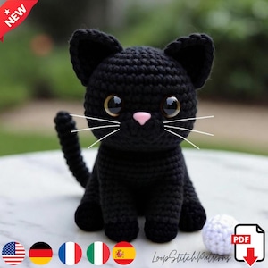 Peut inclure: Un chat noir au crochet avec un nez rose et des moustaches blanches. Le chat a de grands yeux ronds et est assis droit. Une petite boule blanche est à côté du chat. L'image comprend le texte "NEW" et "LoopStitchPatterns".