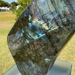 Labradorite Rare Free Form Sculture Extra Museum Top Quality Giant - 50 kilos = 110 lbs Collection - Natural Stones And Decor