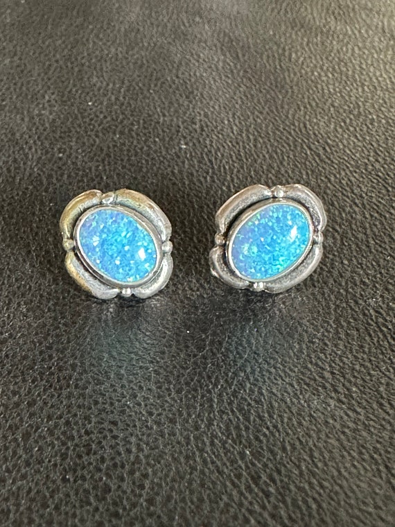 Sterling Silver Opal Stud Earrings mbc - image 1