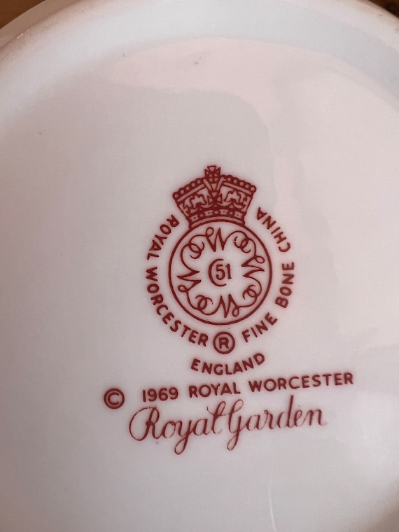 Royal Worcester Royal Garden 1969 Dot and Dash Gold Line - Etsy
