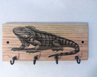 Bearded Dragon Solid Oak Key Holder, 4-Hook Wall Organizer
