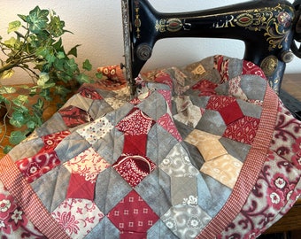 Rose Red Chintz Bowtie Small Quilt