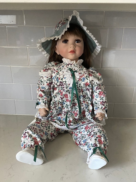 Vintage Lloyd Middleton Adrianne Doll: Royal Vienna Collection