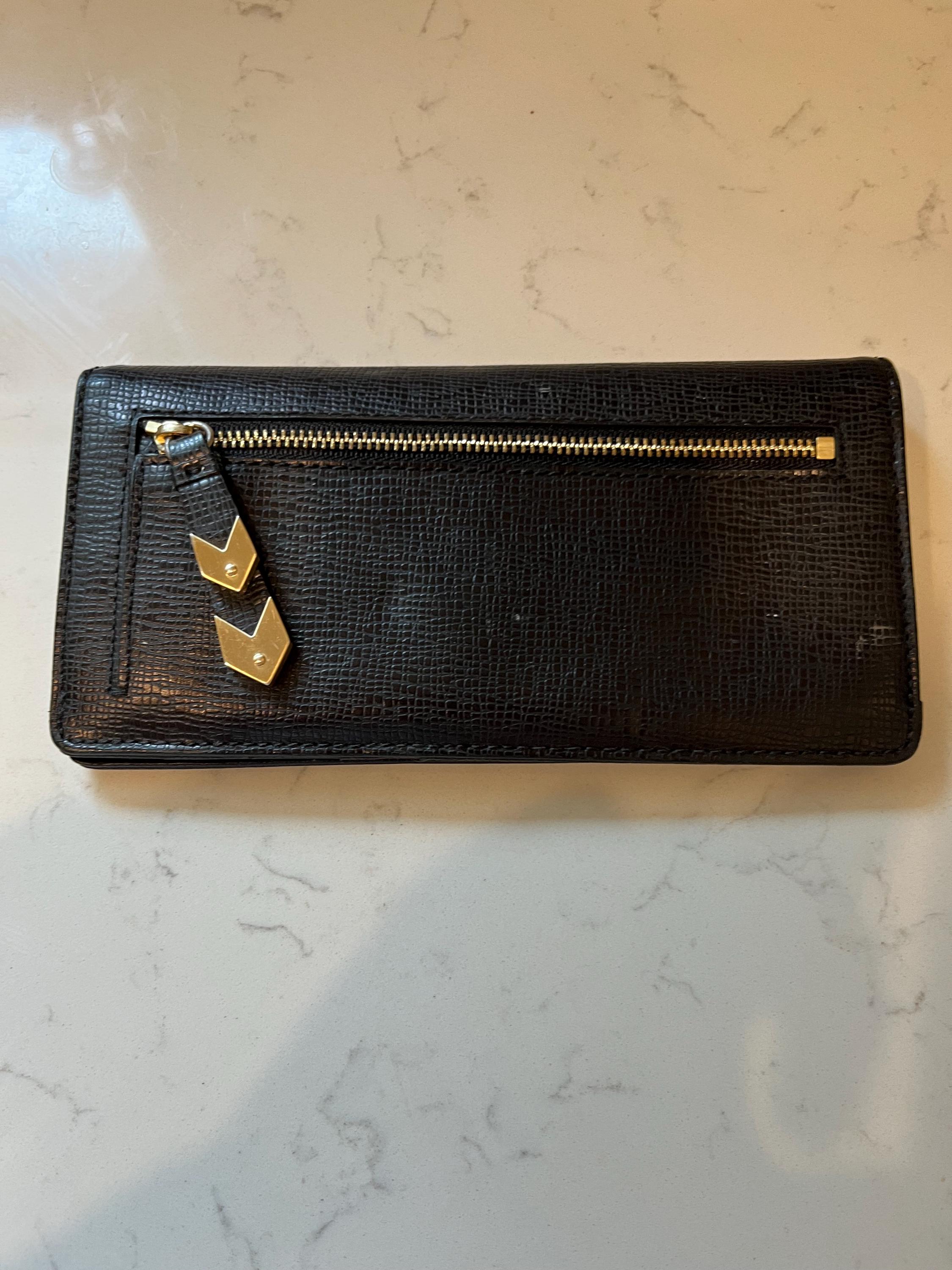 KENNETH COLE REACTION \