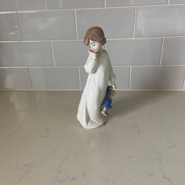 Vintage 1989 NAO door Lladro uit Spanje Meisje met clown Rag Doll porseleinen beeldje-8,25" geen chips of scheuren-geweldig verzamelobject of cadeau!