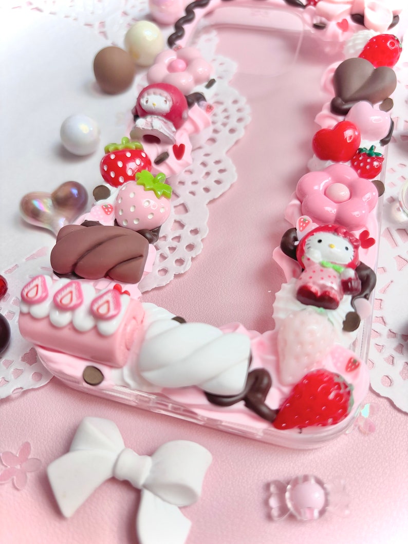 Strawberry Chocolate kawaii Decoden Handmade Phonecase cream glue cute coquette gift custom customisable theme Samsung iPhone 画像 4