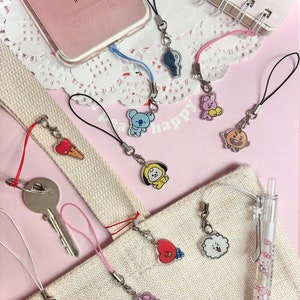 BT21 style BTS K-Pop series Acrylic Keychain Keyring Phonecharm vintage Handmade anime cartoon character accessory gift K-pop lover mini