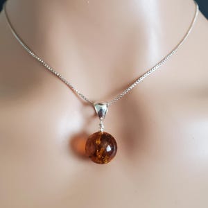 Small Amber Round Pendant/ Dainty Amber Pendant Necklace/Baltic Amber Pendant/Sterling Silver Pendant/Gift/P150