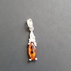 Baltic Amber Oval Pendant/Dainty Amber Pendant Necklace/Boho Necklace/Sterling Silver Necklace/Gift For Her/P53