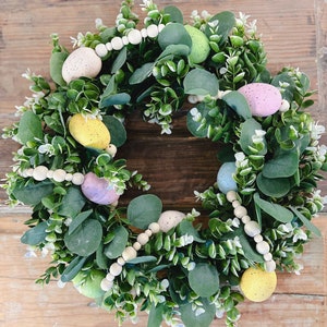 Easter Wreath with Spring Greenery and Pastel Eggs | Easter Egg Garland