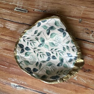 Decorative Green Floral Seashell Ring Holder | Authentic New England Seashell | Jewelry Dish | Coastal Decor Gift