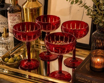 Juego de 4 copas de cóctel de cristal tallado rojo rubí, estilo vintage.