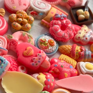 Verity pack of desert charms